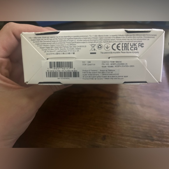 New Western Digital 4TB My Passport Portable Hard Drive USB 3.0 - Picture 8 of 10